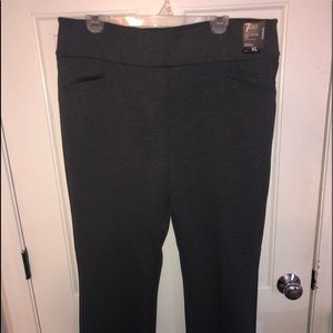Womens brand new New York and company dress pants
